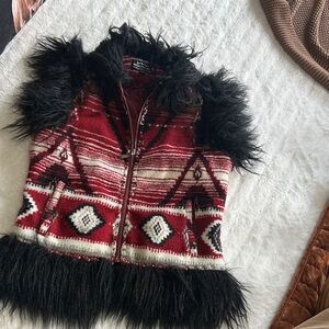 #montanaco Red and Black Patterned women’s Vest with Faux Fur